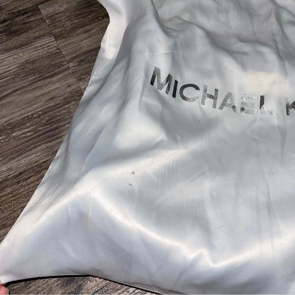 Michael Kors pebble leather Black Satchel handbag shoulder bag - Picture 3 of 16